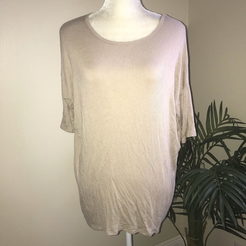 LuLaRoe Ribbed Knit Short Sleeve Top Irma XS